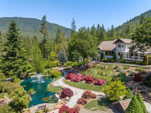 701 Serenity Ln, Grants Pass, OR, 97526-9797 | Card Image