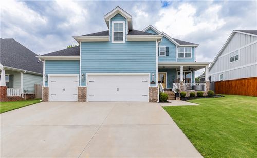 809 Wembley Park, Cave Springs, AR, 72718-8002 | Card Image