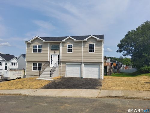9-16 Kingsley Ct, Waterbury, CT, 06704-1583 | Card Image