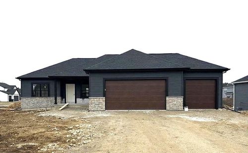 909 Red Hawk Dr, Milton, WI, 53563-1832 | Card Image