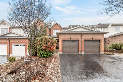 9 Borealis Cres, Ottawa, ON, K1K4T4 | Card Image