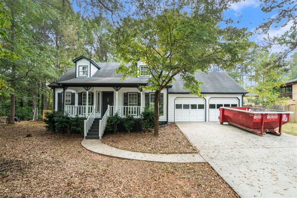 Rustic Ridge Cir, Lawrenceville, GA 30043
