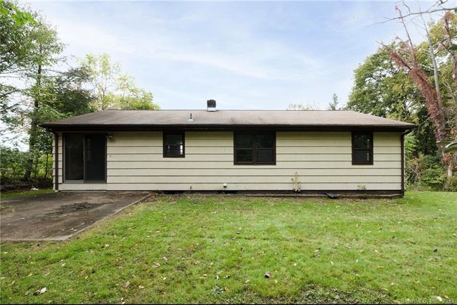 1042 N Main Street Ext, House other with 3 bedrooms, 2 bathrooms and null parking in Wallingford CT | Image 26
