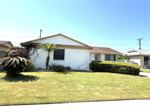 8940 Comet Cir, Westminster, CA, 92683-7739 | Card Image