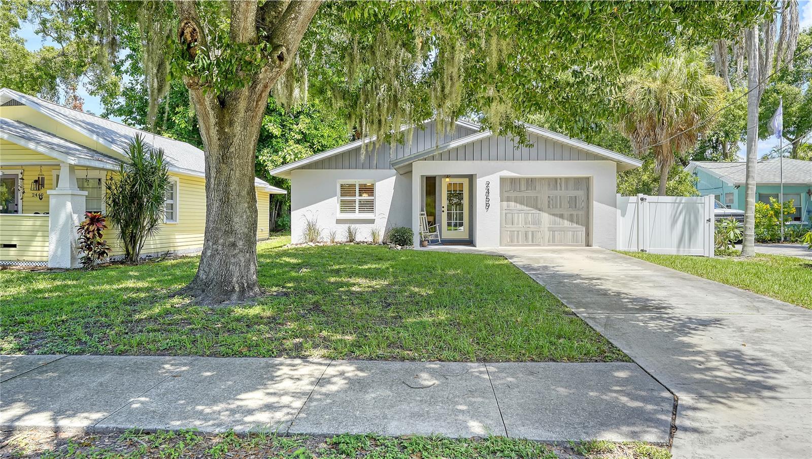 Bay St, Sarasota, FL 34237