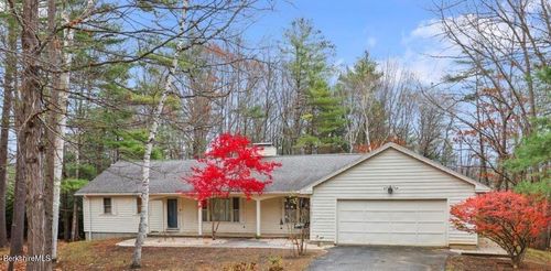 34 Galway Ct, Lenox, MA, 01240-2609 | Card Image