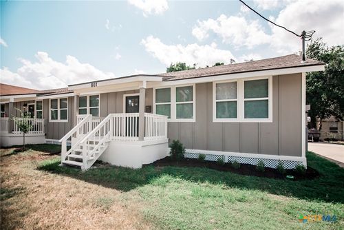 801 & 803 S Main Street, Victoria, TX, 77901 | Card Image
