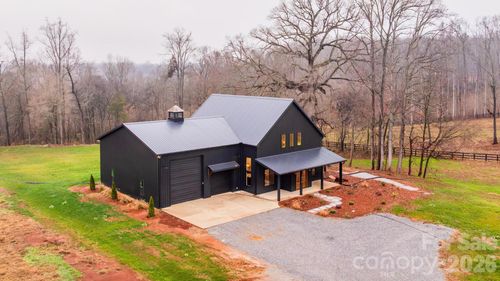 1040 3rd Creek Church Rd, Cleveland, NC, 27013-8263 | Card Image