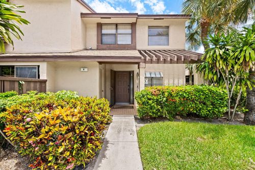 3646-3952 Cocoplum Cir, Coconut Creek, FL, 33063-1824 | Card Image