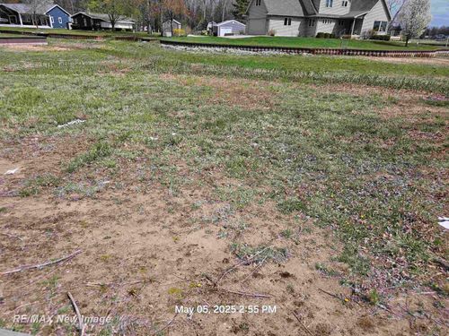 5243 Martin Rd, Beaverton, MI, 48612-8583 | Card Image