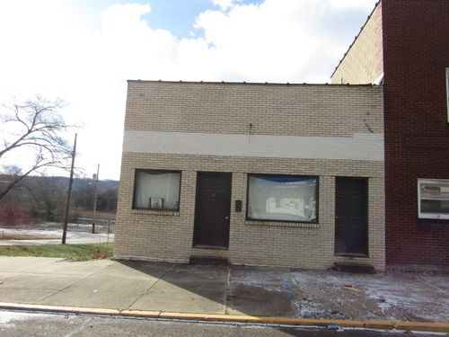 226 Midland Ave, Midland, PA, 15059-1219 | Card Image