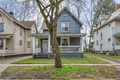 228 Gates Ave, Elyria, OH, 44035-7023 | Card Image