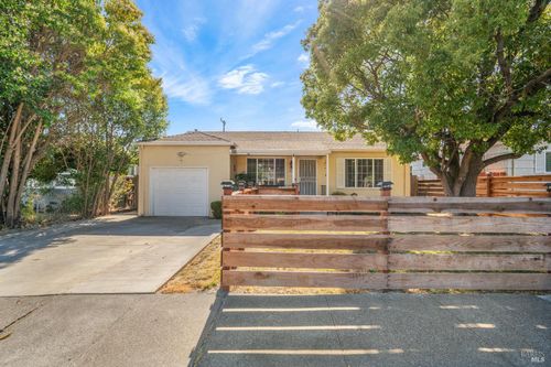 809 Lassen Street, Vallejo, CA, 94591 | Card Image
