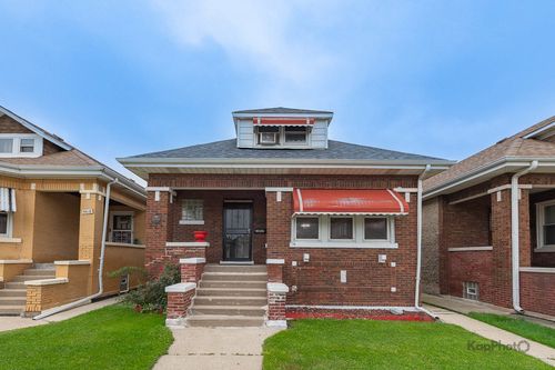 5323 S Christiana Ave, Chicago, IL, 60632-3215 | Card Image