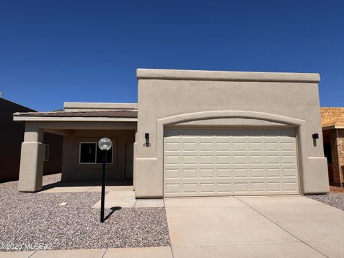 672 S Meadowood Ln, Sierra Vista, AZ, 85635-8376 | Card Image