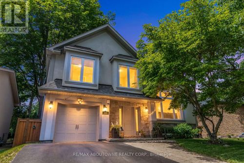 428 Brookmill Rd, Oakville, ON, L6J5K5 | Card Image