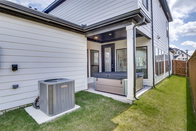 back porch, yard, AC unit | Image 27
