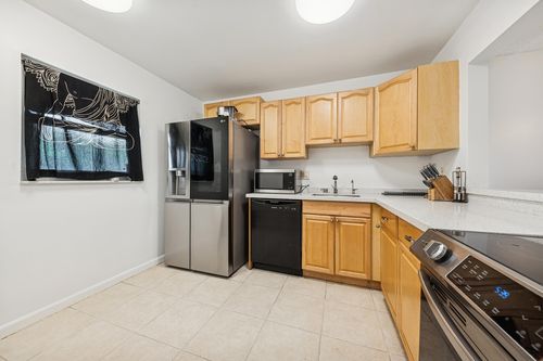 211-2700 Fiore Way, Delray Beach, FL, 33445-8742 | Card Image