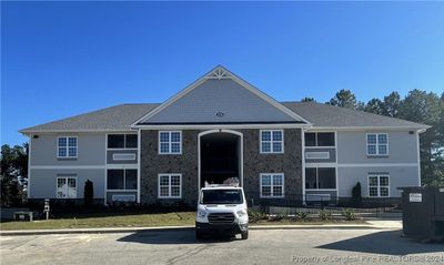 101 - 220 Gallery Drive, Condo with 2 bedrooms, 2 bathrooms and null parking in Spring Lake NC | Image 1