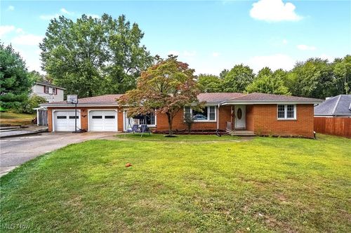 312 W Pidgeon Rd, Salem, OH, 44460-4126 | Card Image