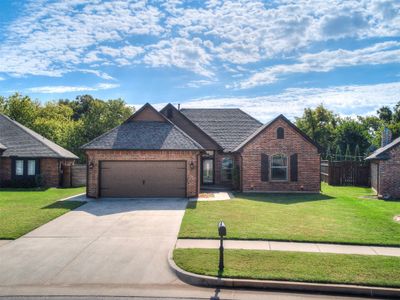 2308 Wimberley Creek Drive, House other with 3 bedrooms, 2 bathrooms and null parking in Moore OK | Image 1