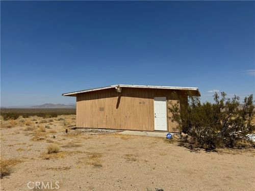  Old Woman Springs Road, Johnson Valley, CA, 92285 | Card Image