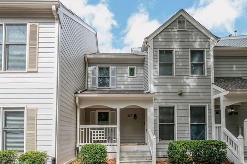 307 Hollyfax Cir, Atlanta, GA, 30328-5701 | Card Image