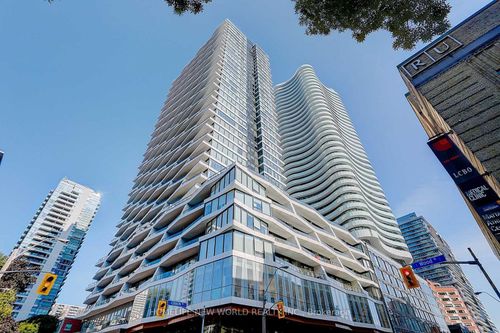 1812-85 Wood St, Toronto, ON, M4Y0E8 | Card Image