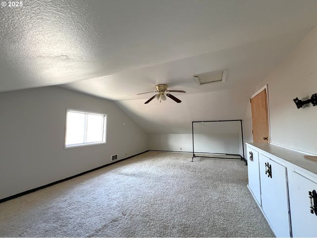 Bedroom-Upper | Image 31