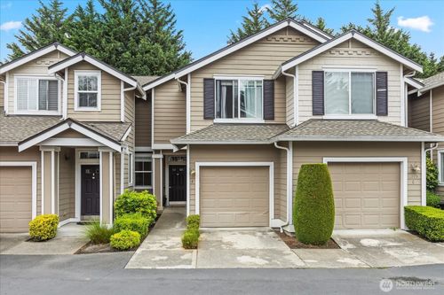 33a-2715 143rd St Sw, Lynnwood, WA, 98087-4884 | Card Image