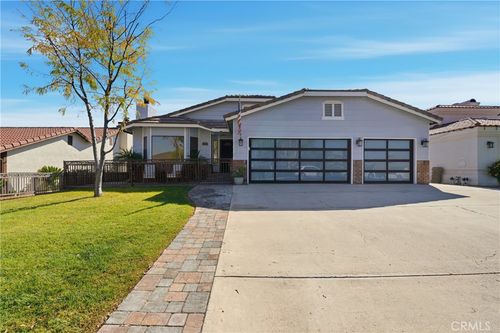 22535 San Joaquin Dr W, Canyon Lake, CA, 92587-7851 | Card Image