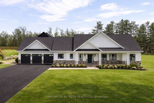 4 Friesian Crt, Coldwater, ON, L0K1E0 | Card Image