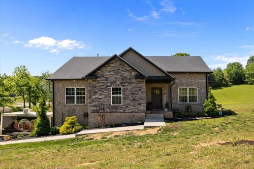 180 Alonzo Pl, Cunningham, TN, 37052-4666 | Card Image