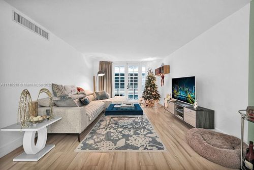 apt-303-1754 Meridian Ave, Miami Beach, FL, 33139-1868 | Card Image