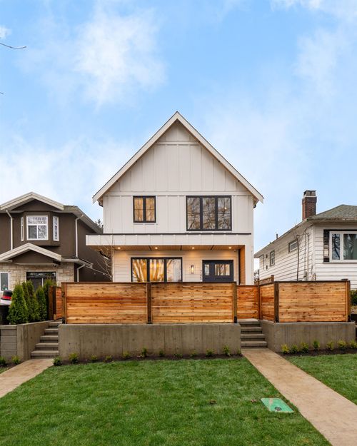 2-745 Skeena St, Vancouver, BC, V5K4P4 | Card Image