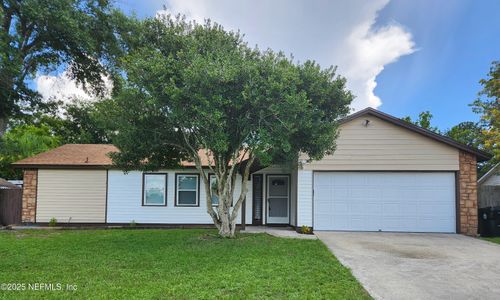 680 Roger Sherman St, Orange Park, FL, 32073-8533 | Card Image