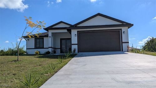 8033 Oakleaf Cir, Labelle, FL, 33935-5474 | Card Image