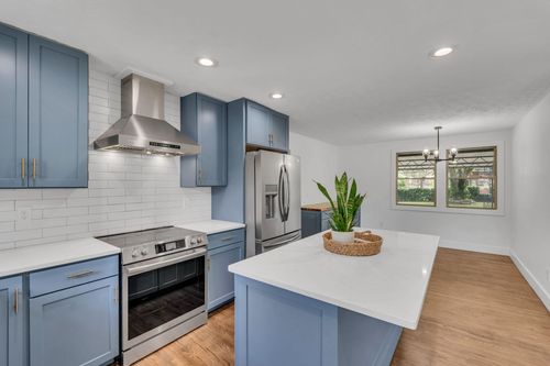 528 Achievement Dr, Nashville, TN, 37209-2819 | Card Image