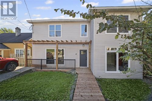 47 Craigmillar Ave, Saint John's, NL, A1E1Z9 | Card Image
