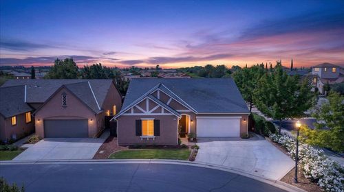 1776 N Mcpherson Lane, Clovis, CA, 93619 | Card Image