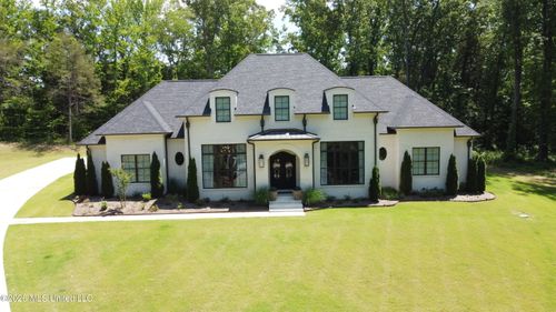 1178 Hickory Ridge Dr, Hernando, MS, 38632-7211 | Card Image