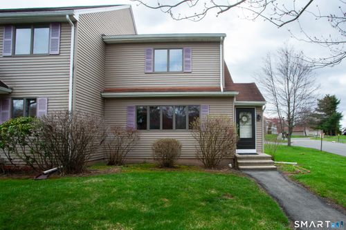 66-66 Woodcock Ct, Windsor Locks, CT, 06096-1325 | Card Image
