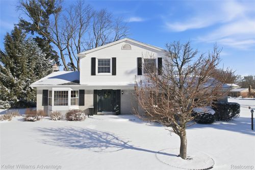 22846 Gilbar St, Novi, MI, 48375-4249 | Card Image