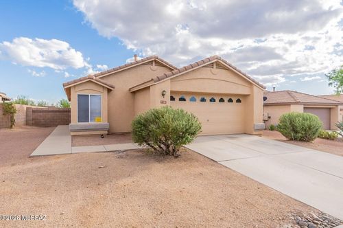 5561 W Cochie Springs Street, Marana, AZ, 85658 | Card Image