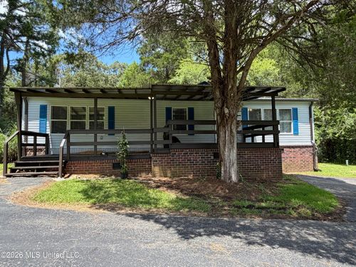 88 Embry Rd, Byhalia, MS, 38611-9449 | Card Image