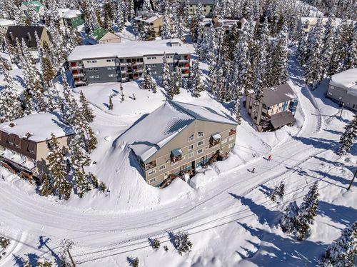 d-828 Washington Cres, Courtenay, BC, V9N | Card Image