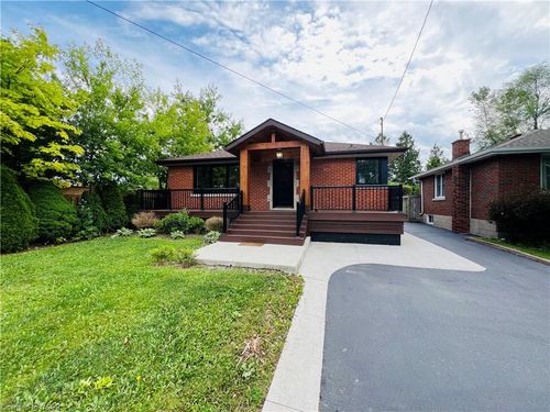 142 S Bend Rd E, Hamilton, ON, L9A2B6 | Card Image