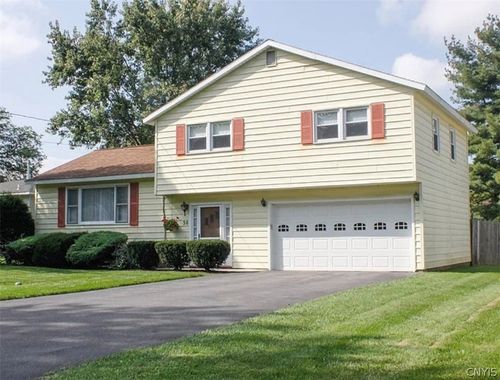 30 Ardencrest Rd, Liverpool, NY, 13090-3419 | Card Image