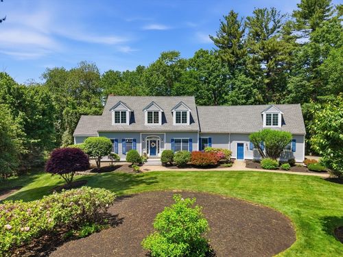 15 Erin Way, Middleton, MA, 01949 | Card Image