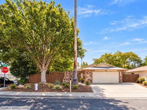 1896 Brookwood Drive, Vacaville, CA, 95687 | Card Image